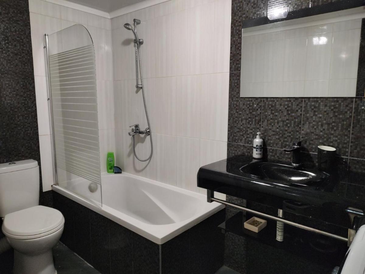 Вселена Appartement Varna Buitenkant foto