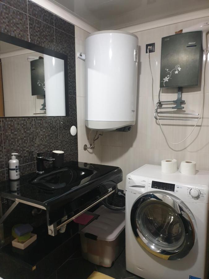 Вселена Appartement Varna Buitenkant foto