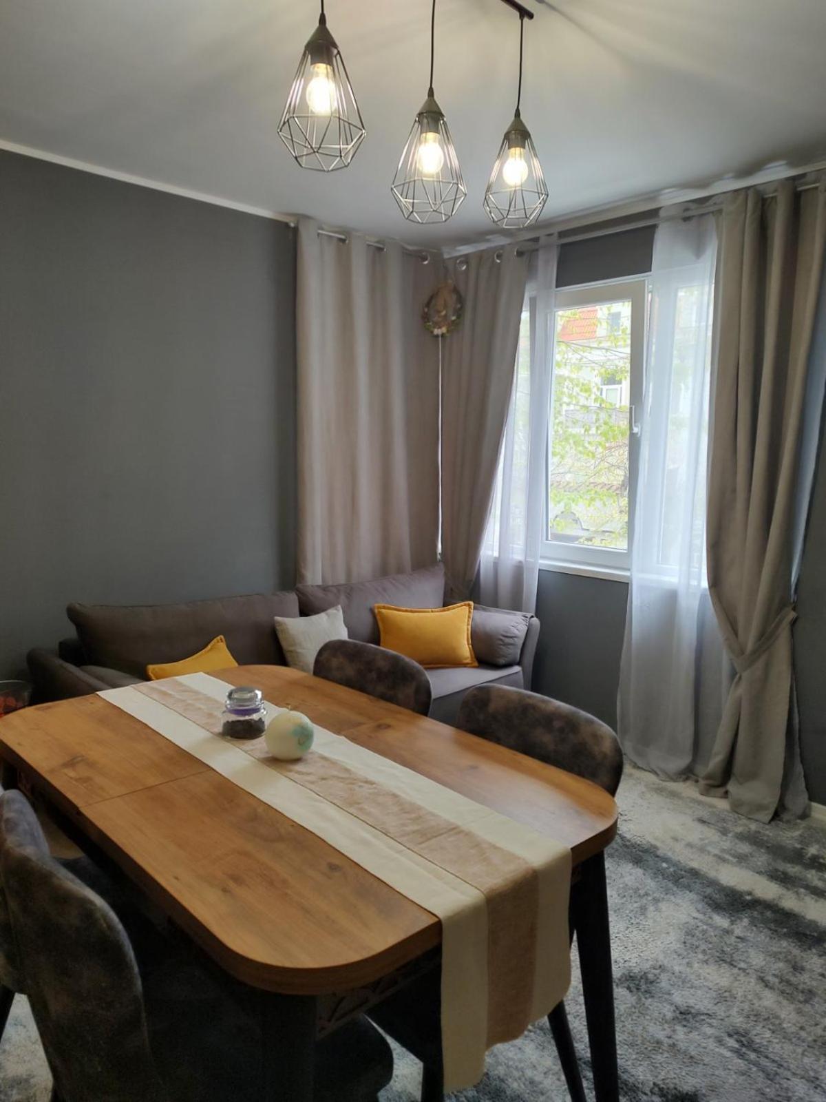 Вселена Appartement Varna Buitenkant foto